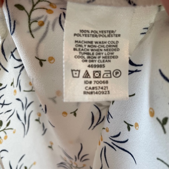 Loose fit patterned top - Picture 3 of 3